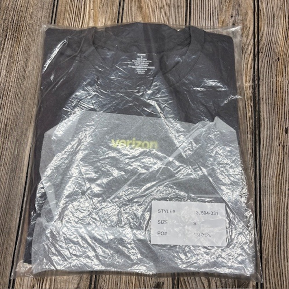 New Verizon Work Shirt Charcoal Gray Small